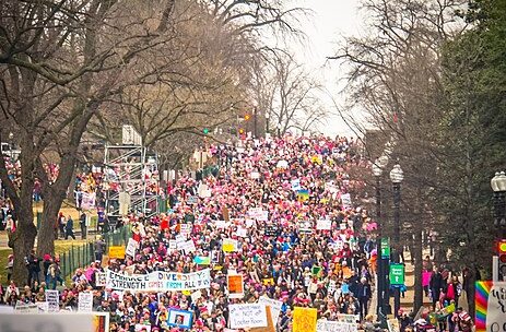 Bild von Teilnehmerinnen des Women’s March von 2017 in Washington DC